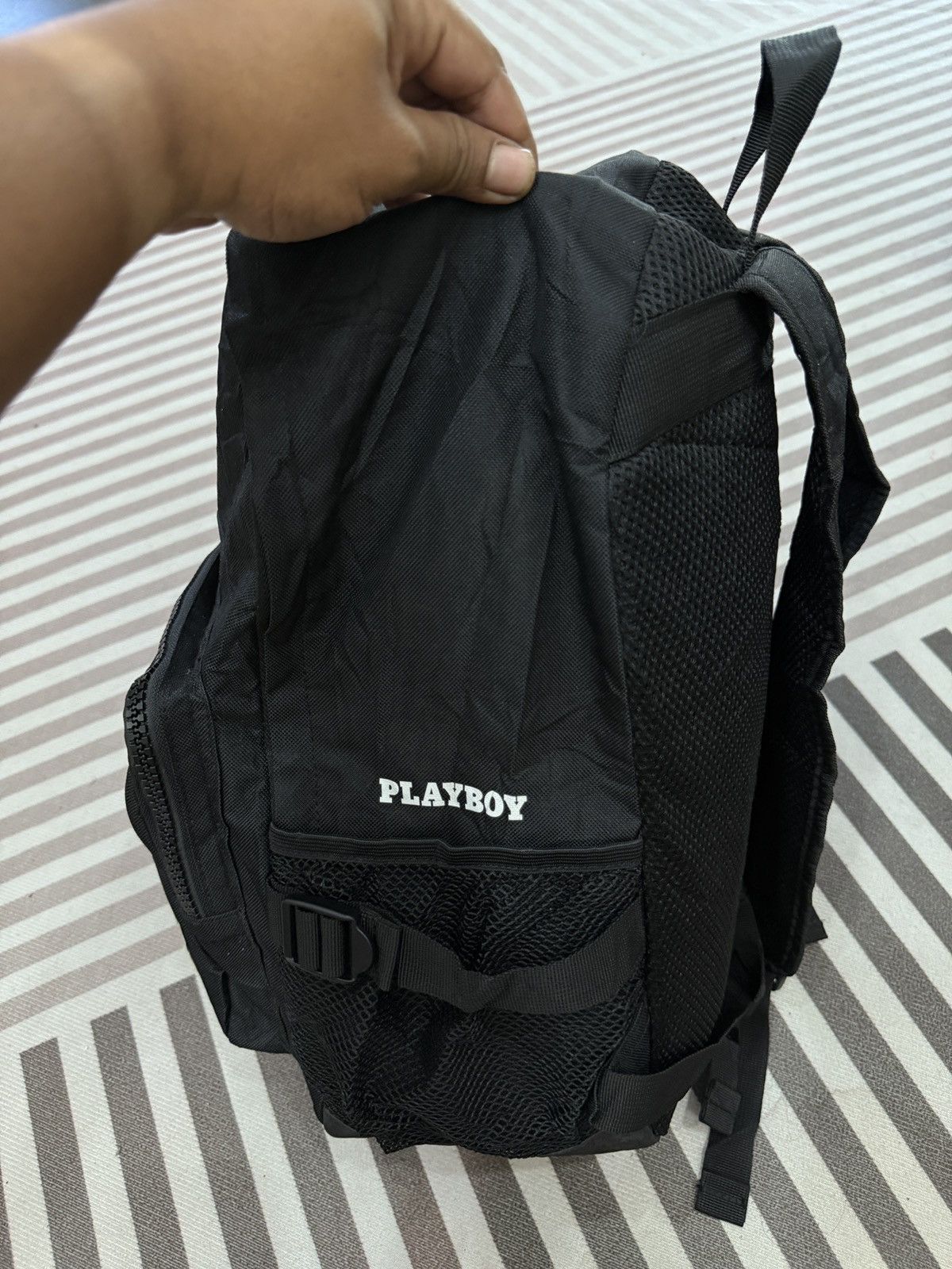 Playboy 🔥🔥🔥STEALS PLAYBOY BAGPACK Size ONE SIZE - 6 Thumbnail