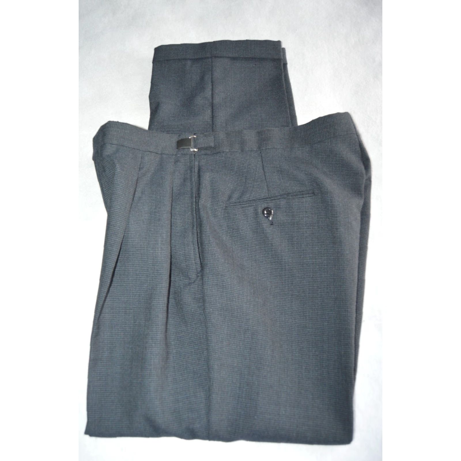 Vintage VINTAGE Linksport Dress Pants 36X30 Gray Check Wool Blend Men Regular Inseam 36 Zip Pockets Cuffed Straight USA Dress Pants Mens Size US 36 / EU 52 - 3 Thumbnail