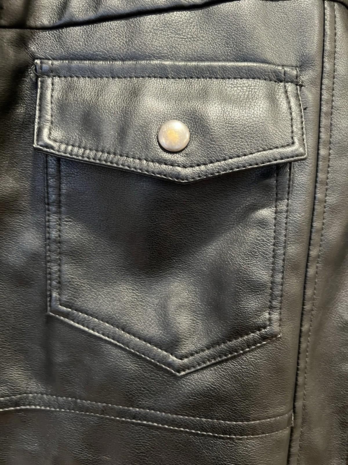 The Unbranded Brand Black Faux Leather Moto Jacket with Zip Pockets Large Mens Size US L / EU 52-54 / 3 - 5 Thumbnail