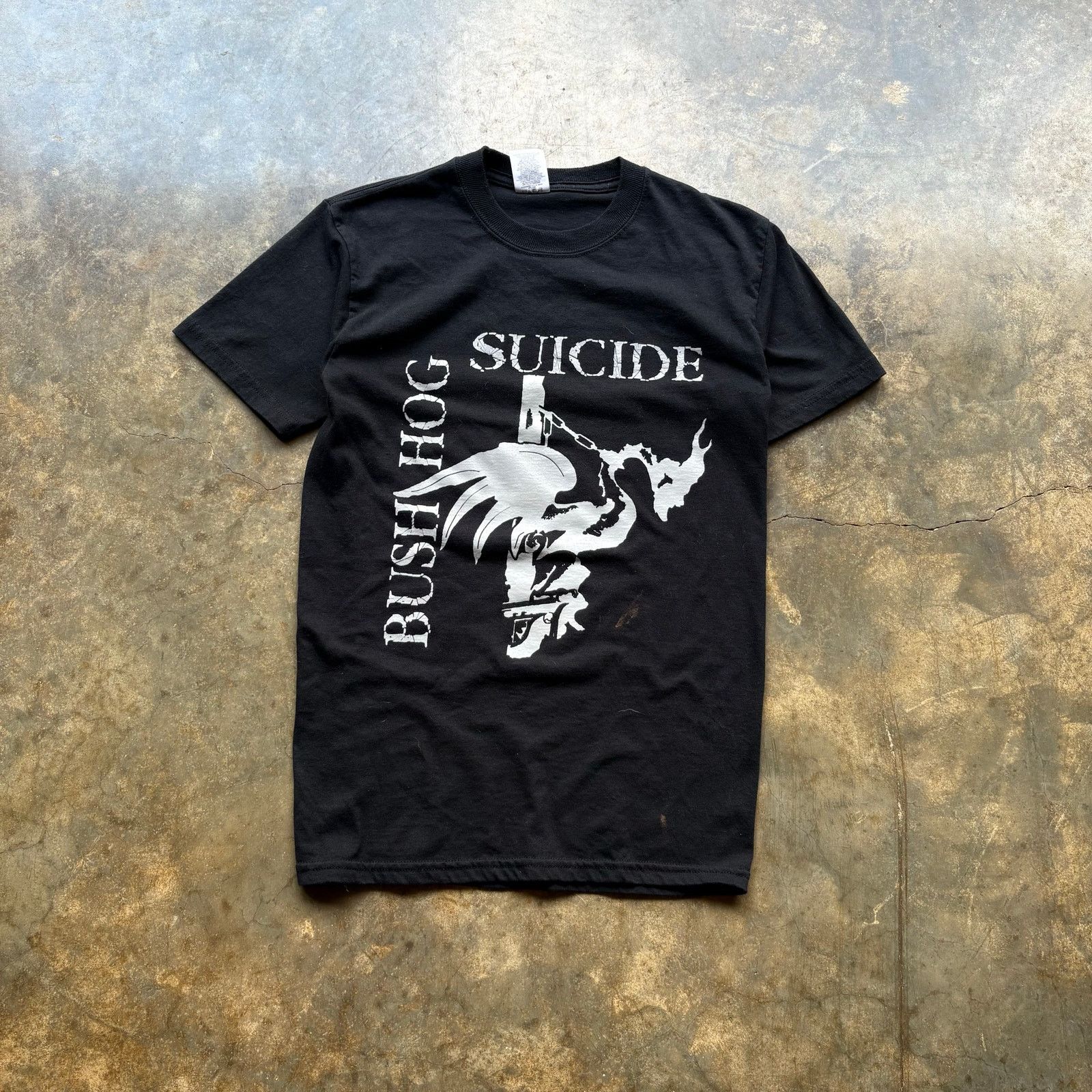 Vintage Vintage Y2K Indie Metal Bushhog Su*cde T-shirt Size US M / EU 48-50 / 2 - 1 Thumbnail
