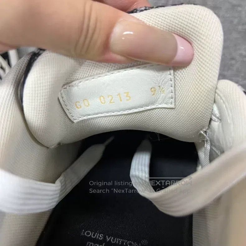 Louis Vuitton Louis Vuitton Black and White Trainer Lace Up Low Top Fash Size US 9.5 / EU 42-43 - 3 Thumbnail