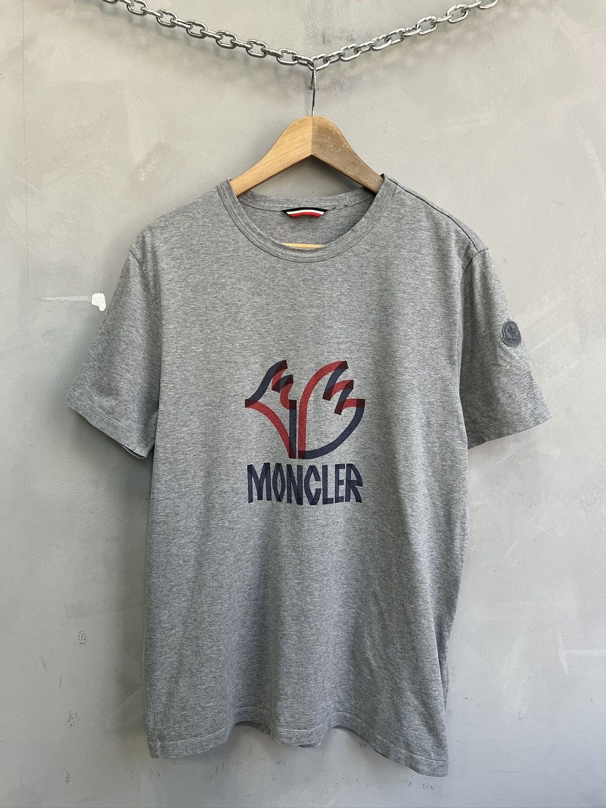 Moncler Moncler y2k big logo t shirt Size US M / EU 48-50 / 2 - 1 Thumbnail