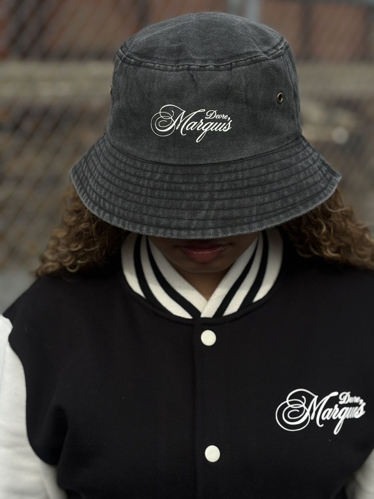 Other Devre Marquis Archive Bucket Size 38 - 2 Thumbnail