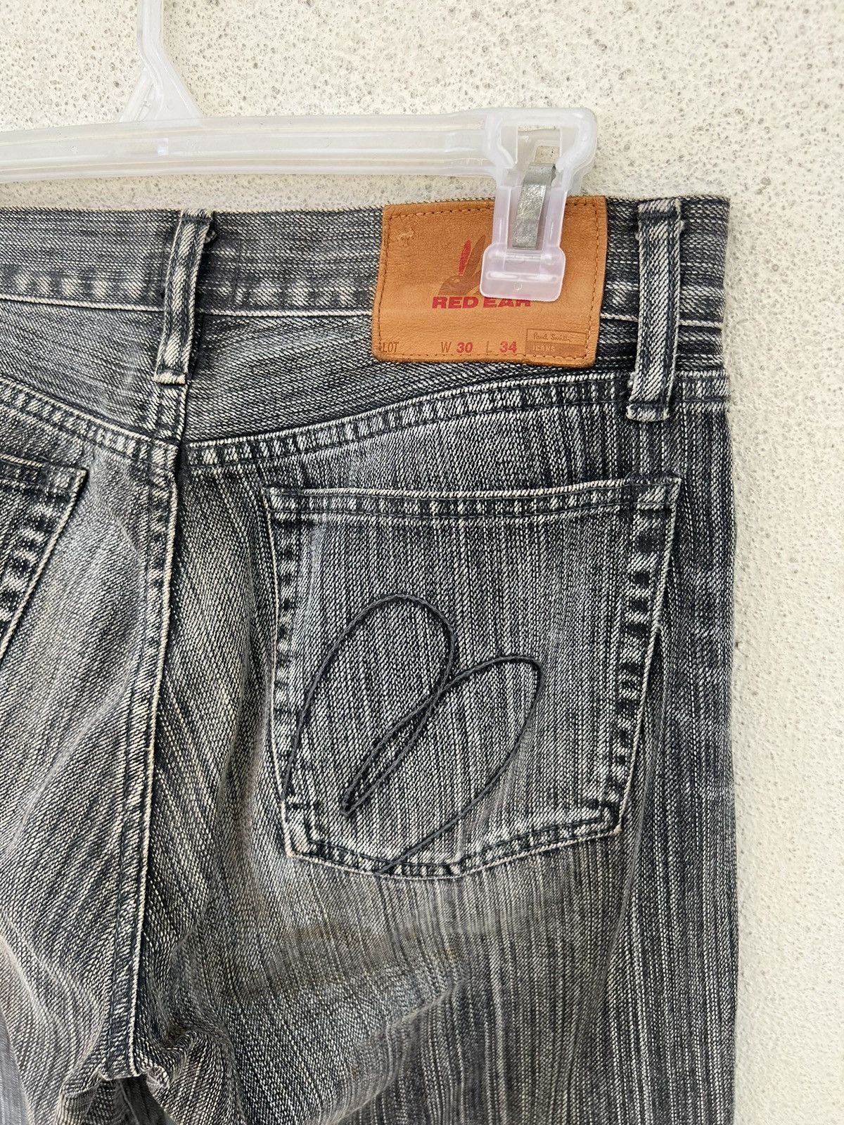 Paul Smith Vintage Paul Smith Red Ear Fade Black Denim Bootcut Jeans Size US 30 / EU 46 - 19 Thumbnail