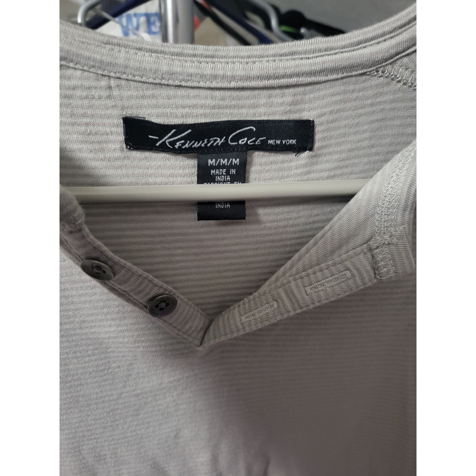Kenneth Cole Kenneth Cole Beige Striped V Neck Short Sleeve Shirt- Medium Size US M / EU 48-50 / 2 - 5 Thumbnail