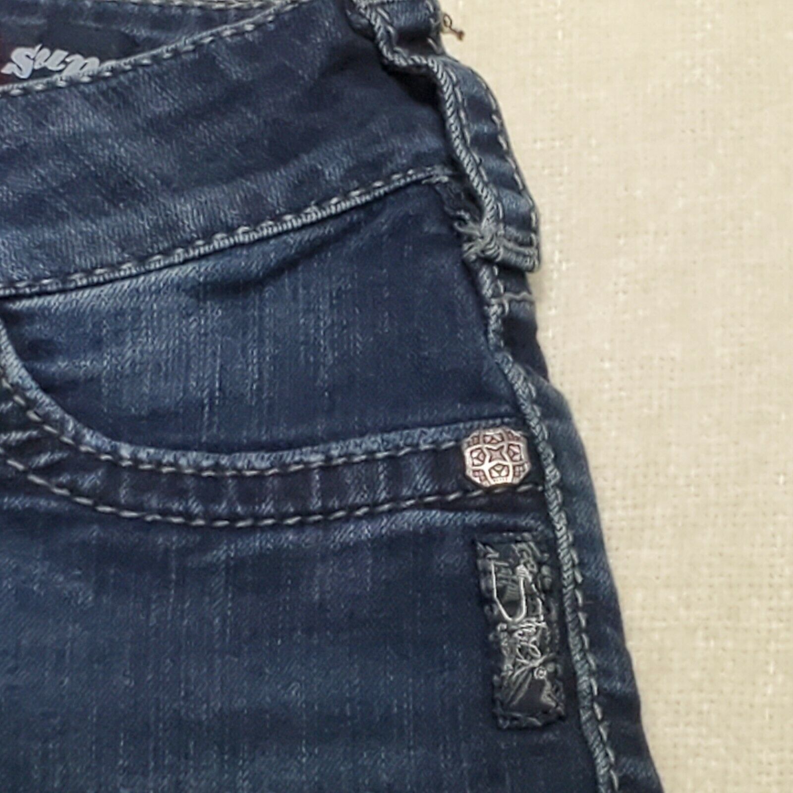 Other Silver Suki Super Stretch Medium Wash Women Size 26/31 Size 25" / US 0 / IT 36 - 6 Thumbnail