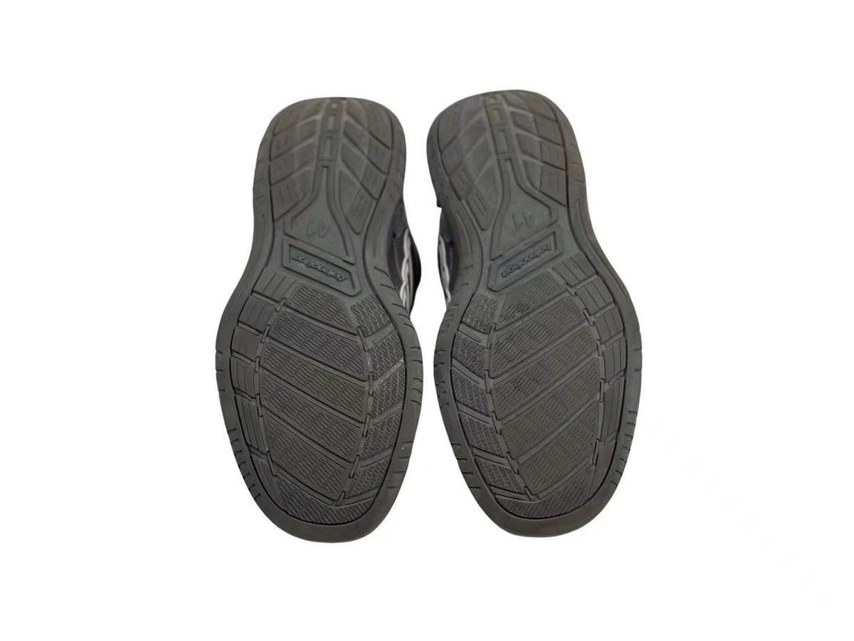 Balenciaga Balenciaga Hamptons Worn-Out Low-Top Sneaker Size US 8 / EU 41 - 5 Thumbnail