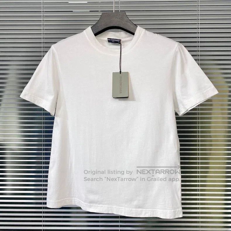 Balenciaga Balenciaga White Short Sleeve T-Shirt with Back Label Lett Size US S / EU 44-46 / 1 - 2 Thumbnail