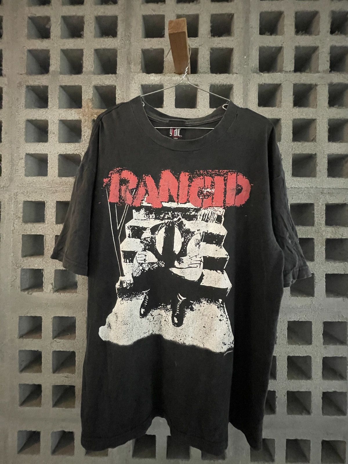 Vintage Vintage Rancid And Out Come The Wolves Band T-Shirt Size US L / EU 52-54 / 3 - 1 Thumbnail