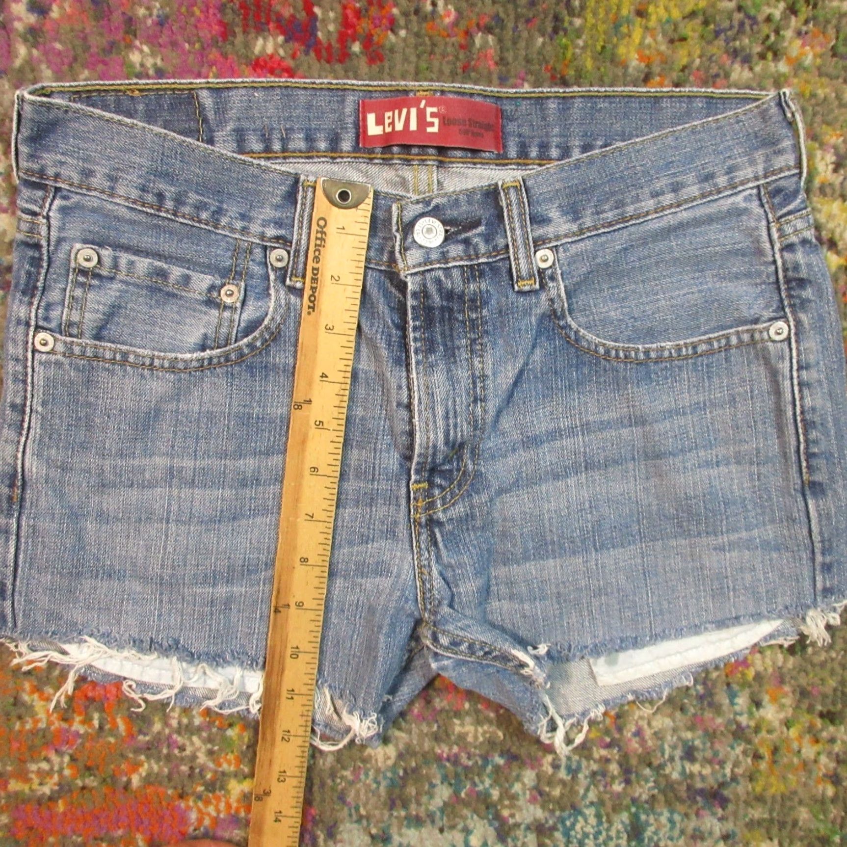 Levi's Levi's Denim Cut Off Shorts Bermuda 30 Women 3 Inseam Medium Wash Blue Pockets Zip Front Casual Summer Mens Womens Boys Girls Size 30" / US 8 / IT 44 - 5 Thumbnail