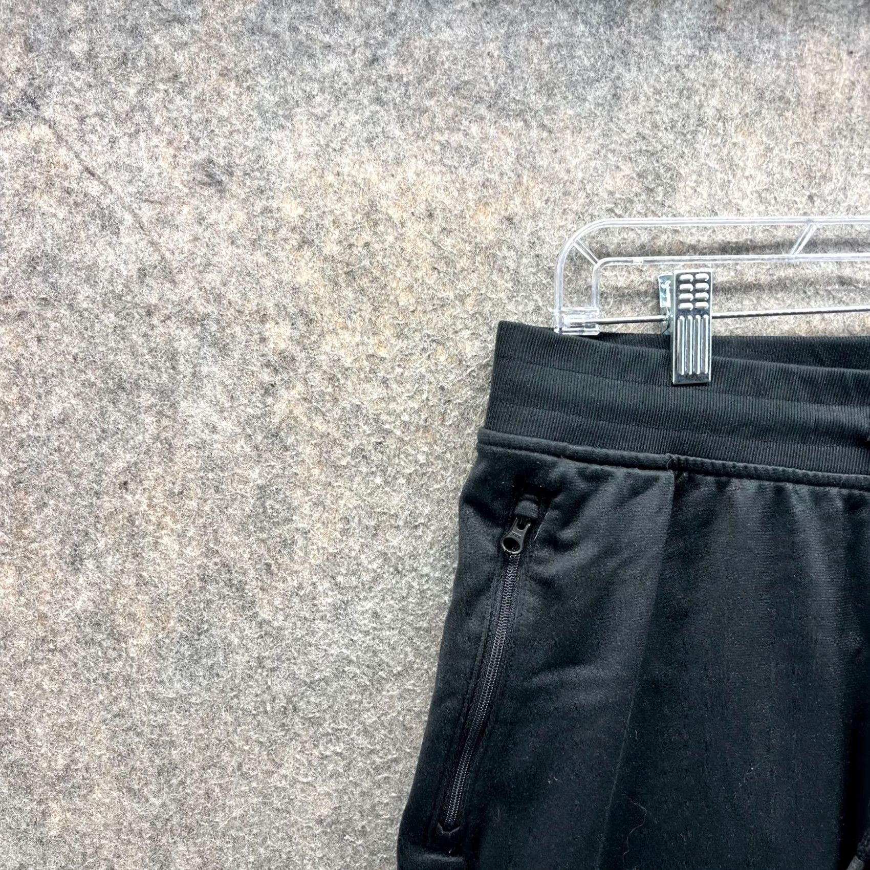 Under Armour VINTAGE under armour Jogger Pants Mens Large Black Fleece Cotton Polyester 28in Inseam Solid Pockets Training Tapered Casual Sportswear Size US 33 - 4 Thumbnail