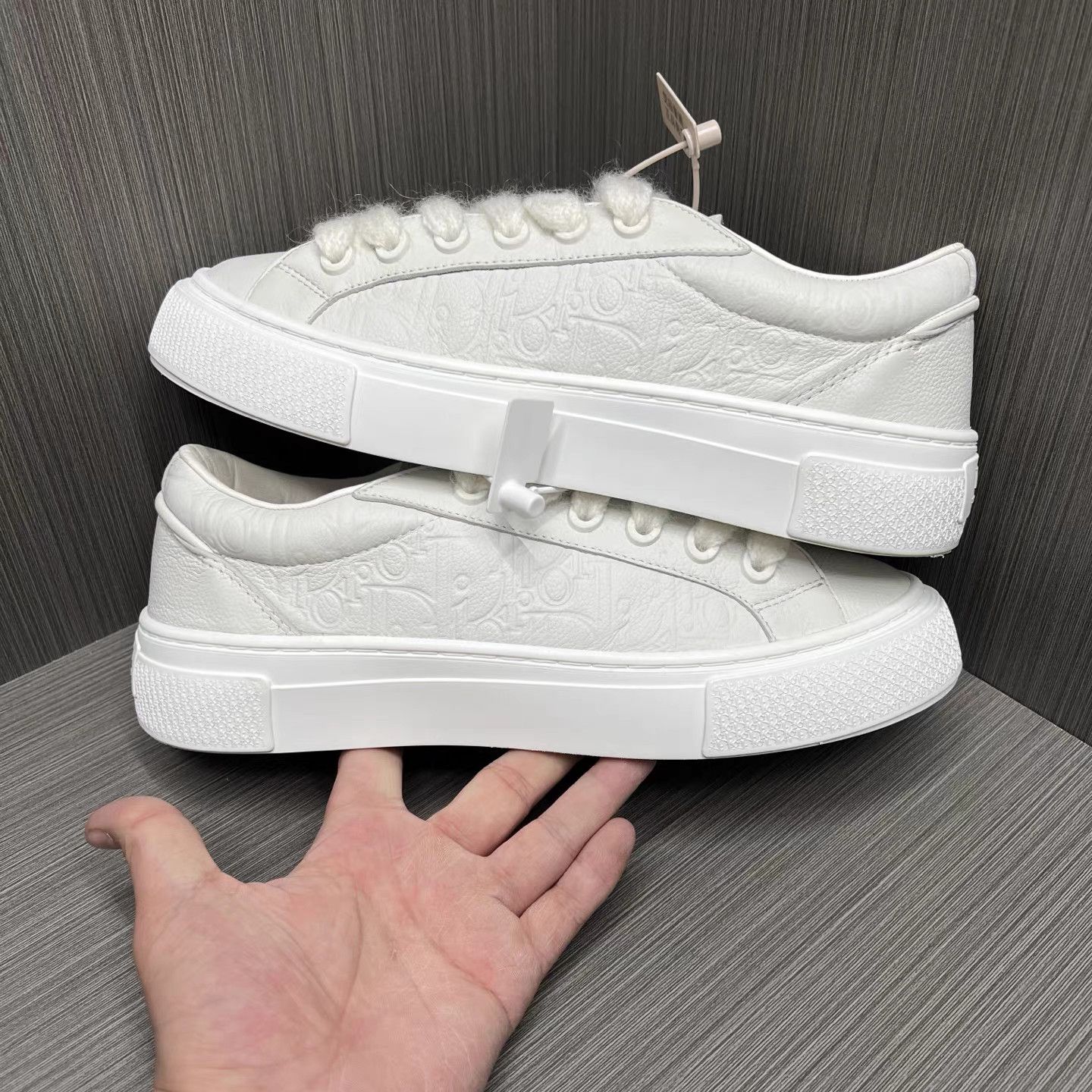 Dior Dior B33 Spin Sneaker (White) K15 Size US 9 / EU 42 - 5 Thumbnail