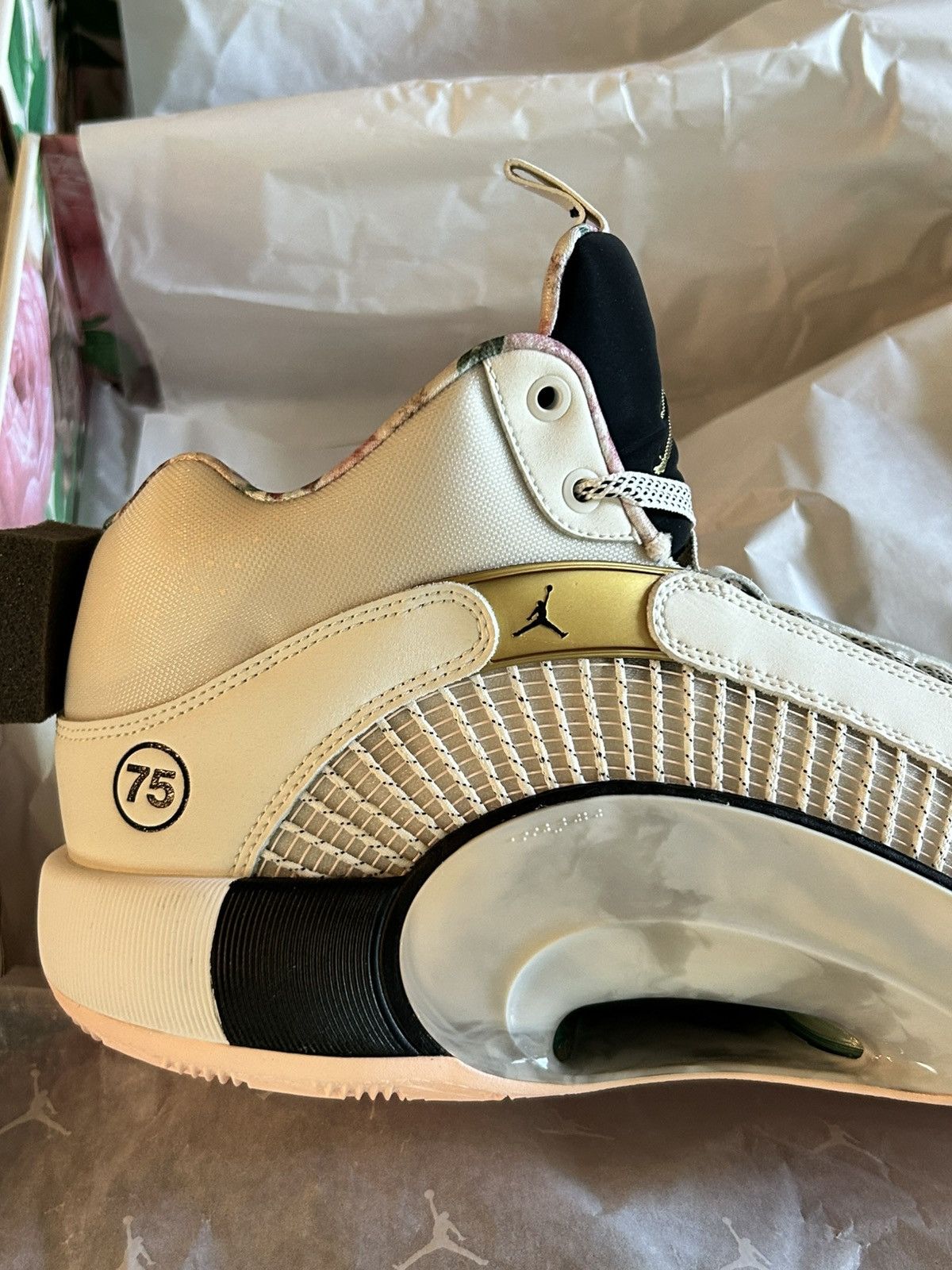 Jordan Brand Jordan 35 Paris RARE size 15 Size US 15 / EU 48 - 5 Thumbnail