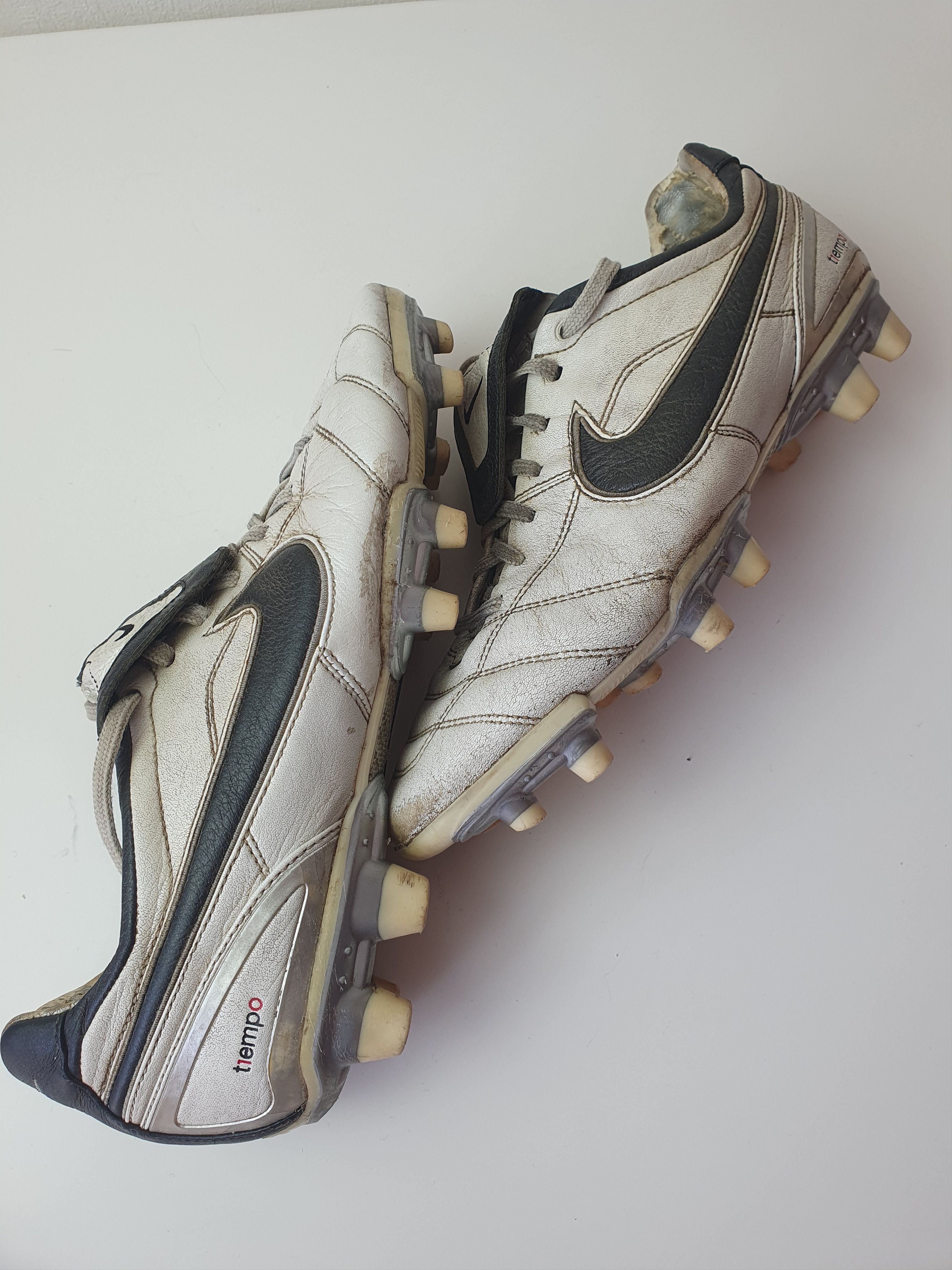 Nike Vintage Football Boots Nike Air Zoom Tiempo Legend II Size US 9 / EU 42 - 7 Thumbnail