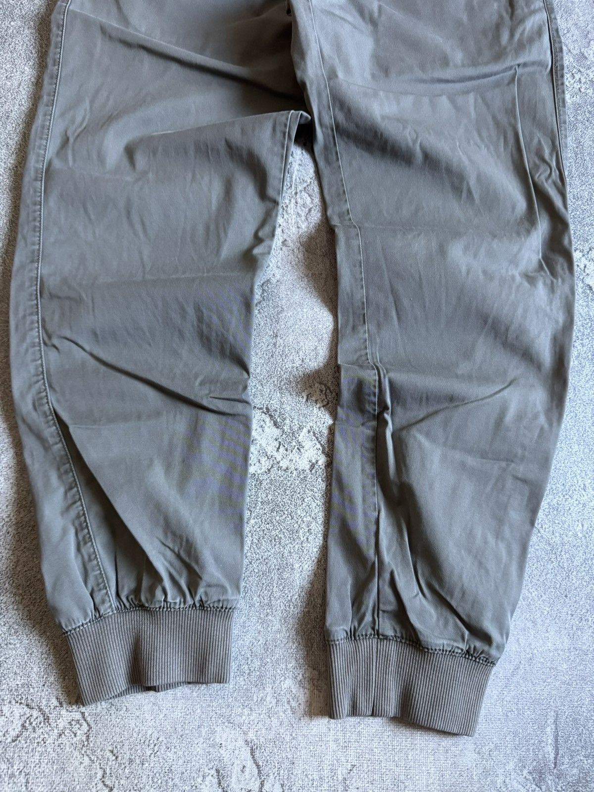 Carhartt Wip Carhartt M Madison jogger pants trousers chinos casual Y2K Size US 32 / EU 48 - 8 Thumbnail