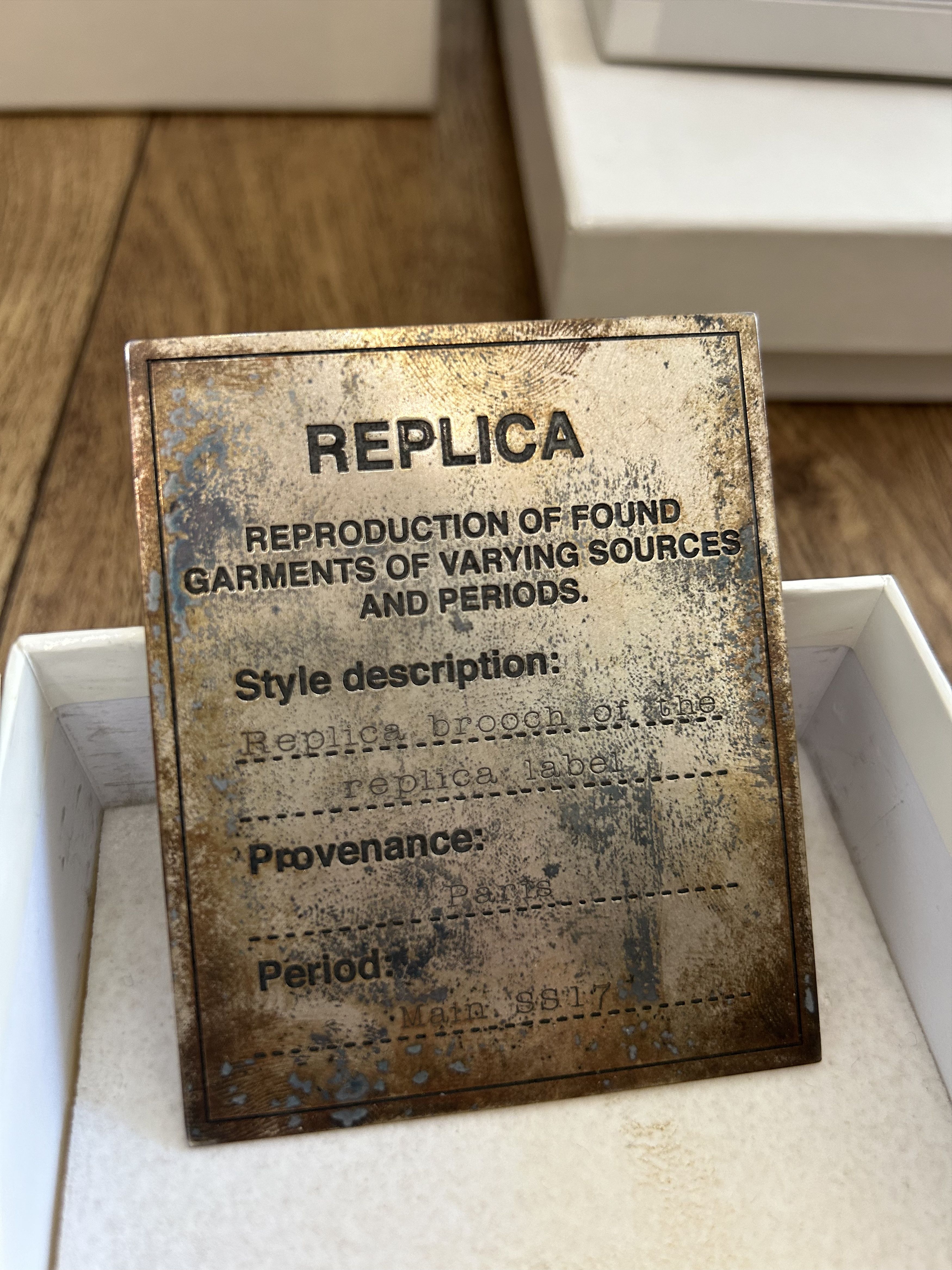 Maison Margiela MAISON MARGIELA Metallic Brooch Size ONE SIZE - 3 Thumbnail