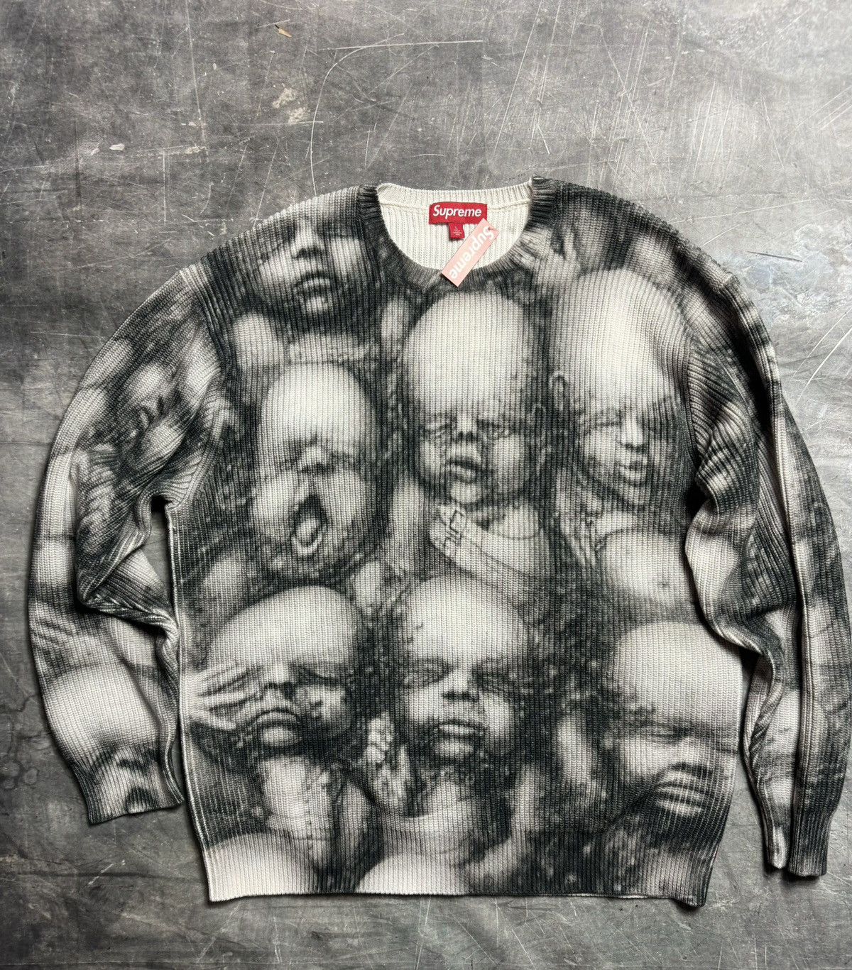 Supreme H.R. Giger Sweater Mサイズ Supreme H.R. Giger Sweater Multicolor Baby FW23 Size Large