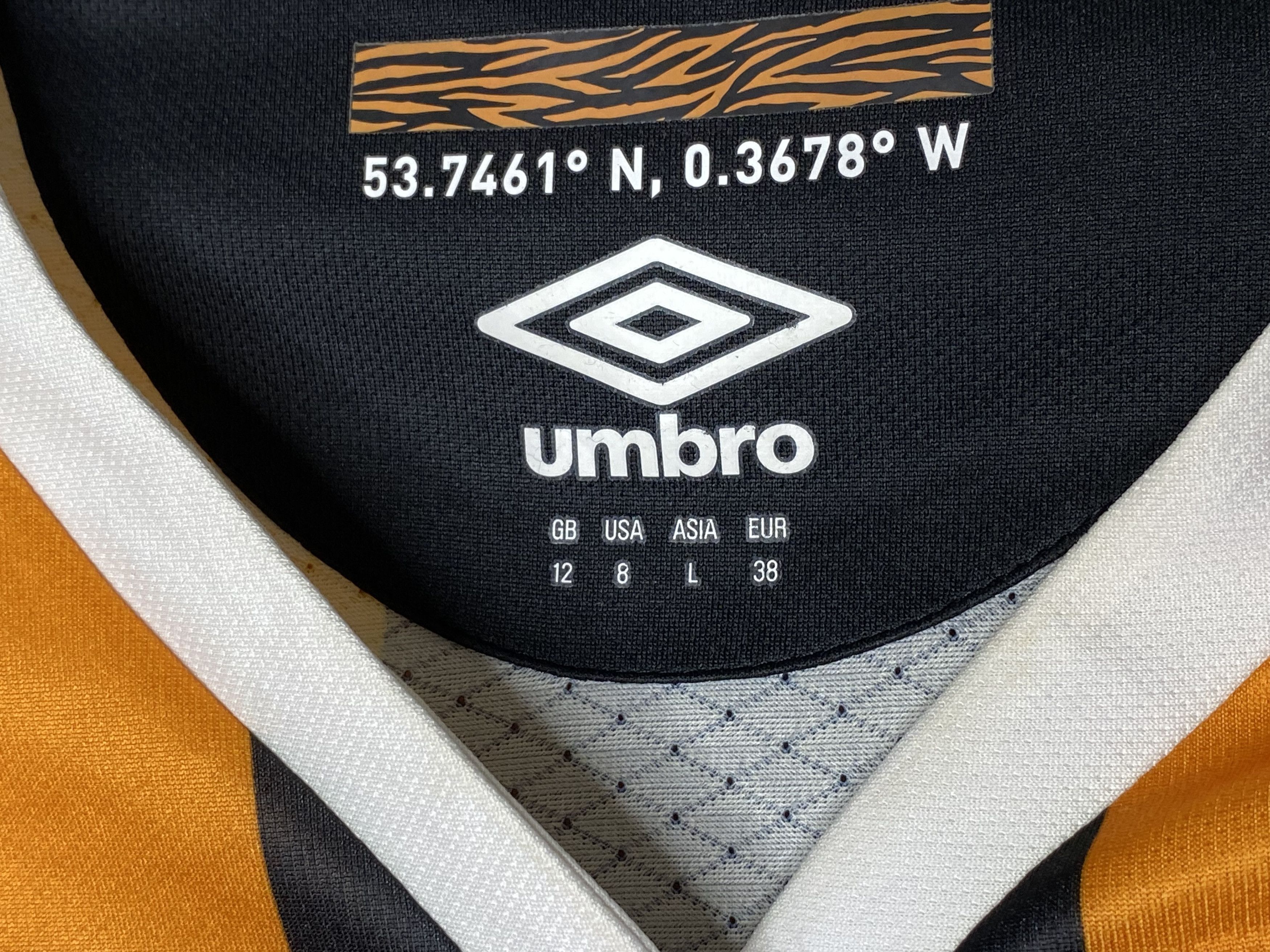 Umbro HULL CITY 2016 2017 HOME WOMEN FOOTBALL SHIRT SOCCER JERSEY Size L / US 10 / IT 46 - 4 Thumbnail