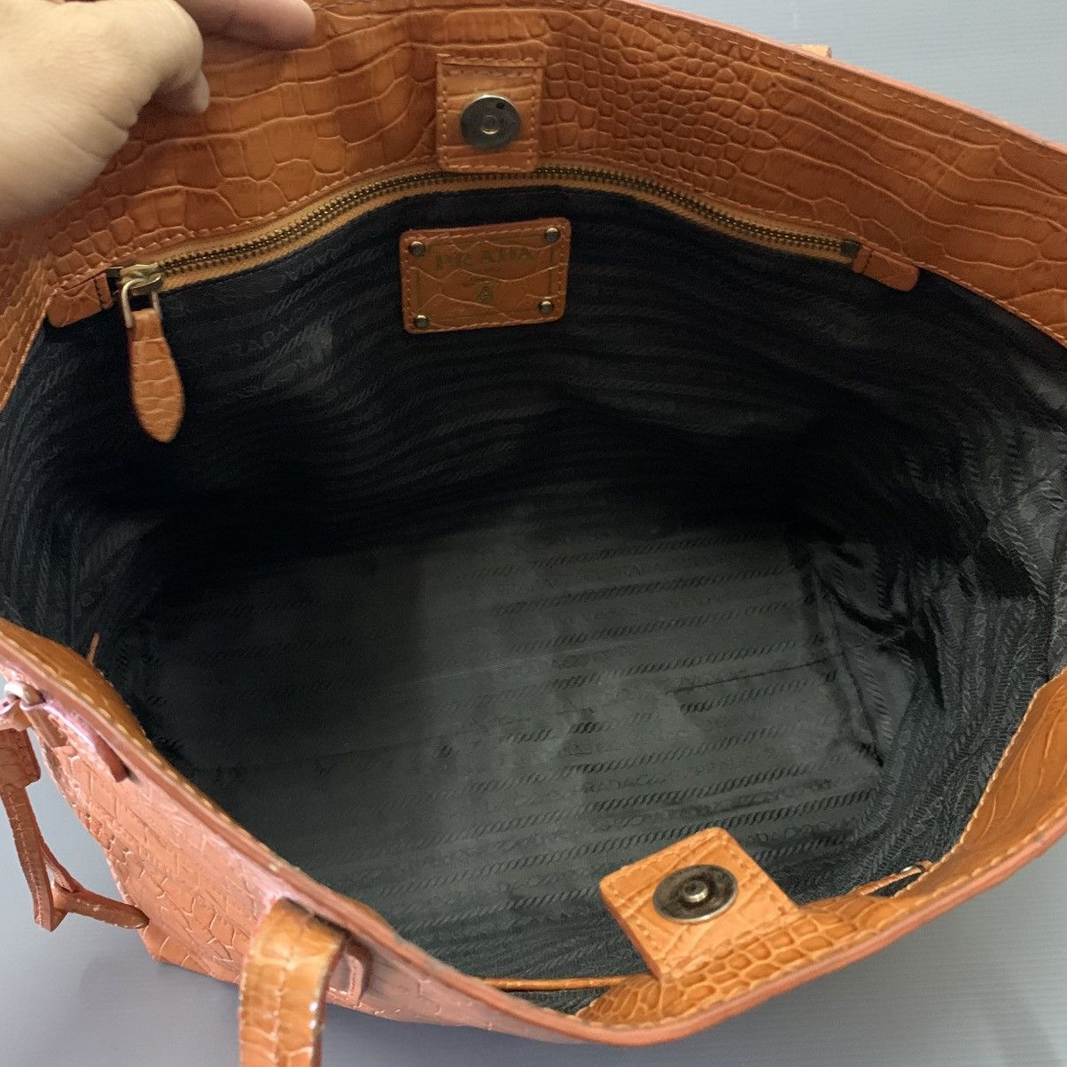 Prada Prada Leather Tote Bag Size ONE SIZE - 9 Thumbnail