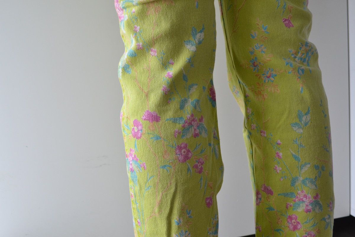 Roberto Cavalli Roberto Cavalli Jeans Pants Floral Print Denim Flower 90s Size 30" / US 8 / IT 44 - 7 Thumbnail