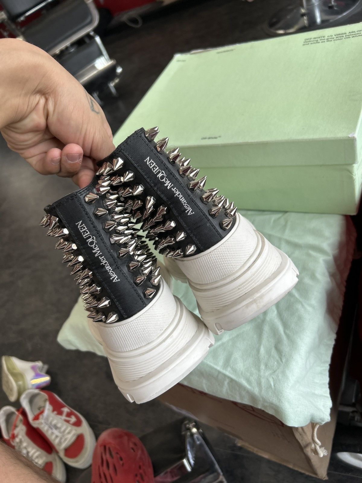 Alexander McQueen Alexander mcqueen spiked boots Size US 7.5 / IT 37.5 - 4 Thumbnail