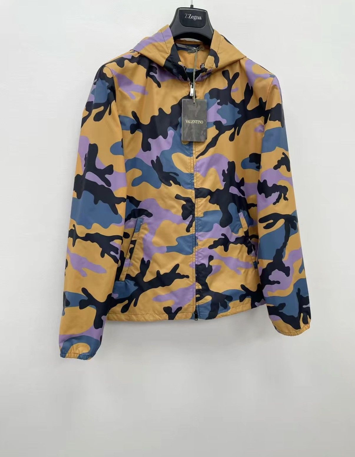 Valentino VALENTINO Camouflage Hooded Jacket J30 Size US M / EU 48-50 / 2 - 1 Thumbnail