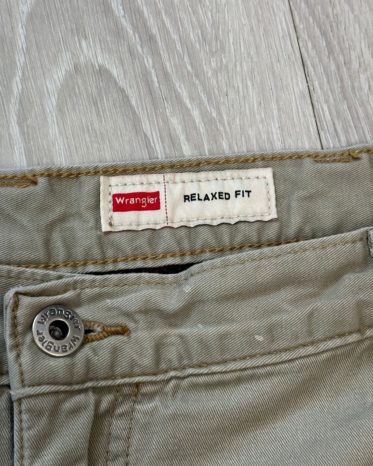 Wrangler Wrangler Relaxed Fit Fleece Lined Khaki Cargo Pants - 38x29 Size US 38 / EU 54 - 4 Thumbnail