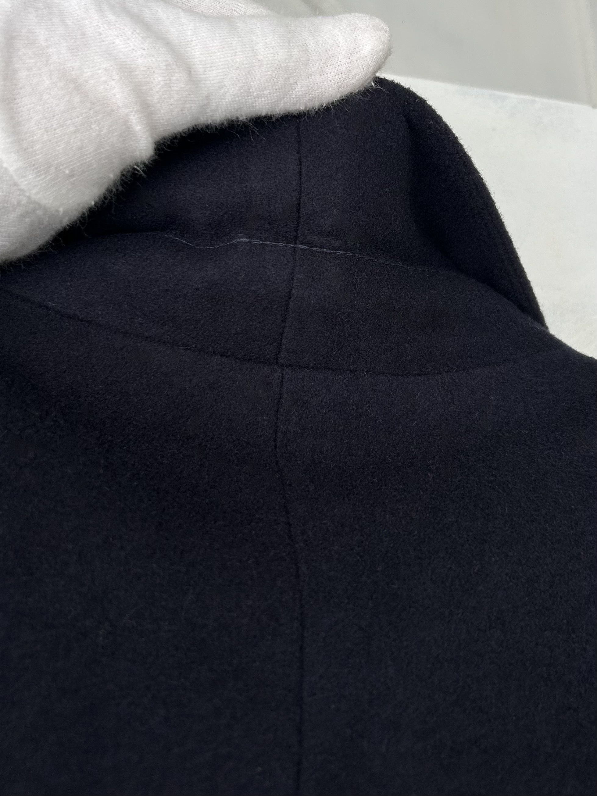 Burberry Burberrys Double-Breasted Wool Blazer with Gold Buttons Size L / US 10 / IT 46 - 12 Thumbnail