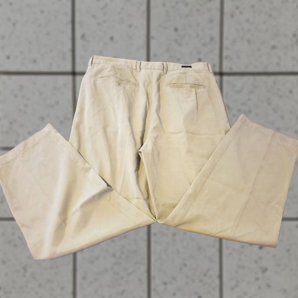 Tommy Bahama VINTAGE Tommy Bahama Khakis Pants Mens 36x30 Cotton Beige Chino Trouser Slack Dress Pants Size US 36 / EU 52 - 1 Thumbnail