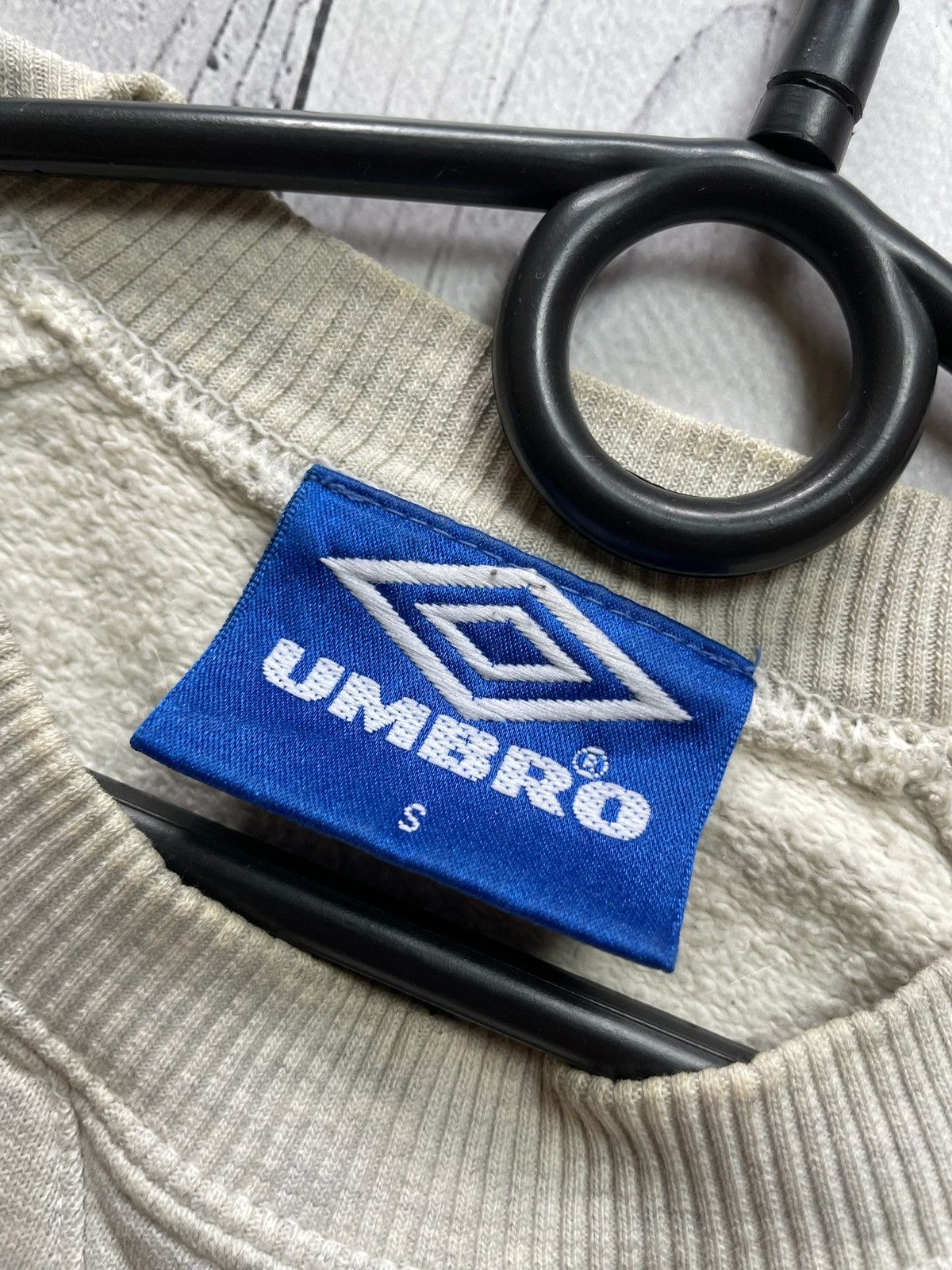 Vintage Vintage Nike Umbro sweatshirt big logo size S Size US S / EU 44-46 / 1 - 5 Thumbnail