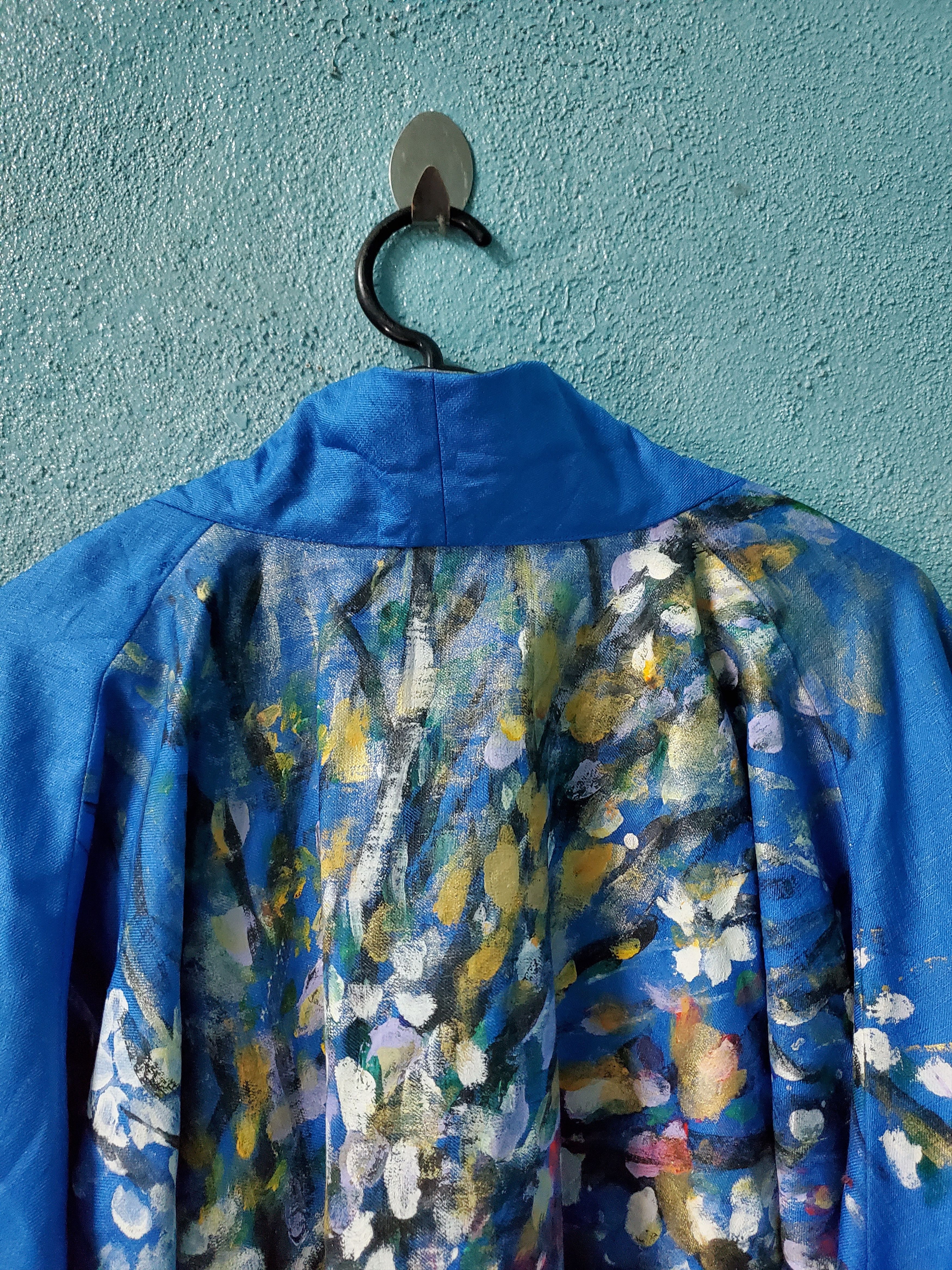 Beauty Beast Vintage Kimono Art Paint Colour Size US M / EU 48-50 / 2 - 3 Thumbnail