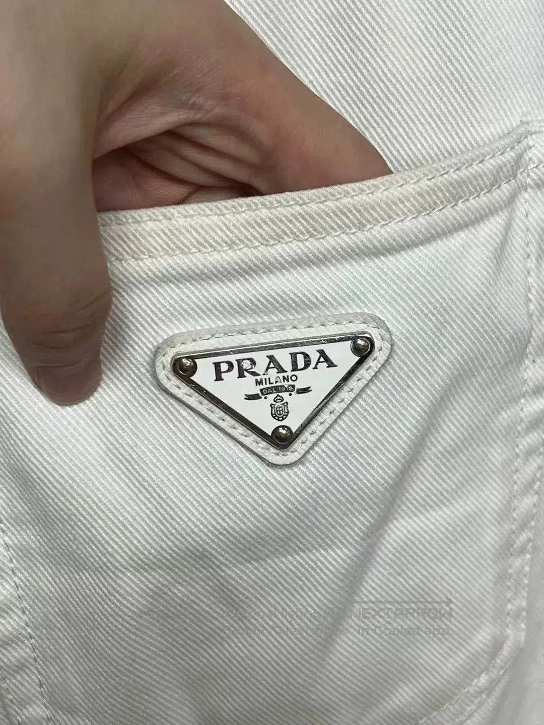 Prada Prada White Triangle Logo Jeans. Size 26" / US 2 / IT 38 - 3 Thumbnail