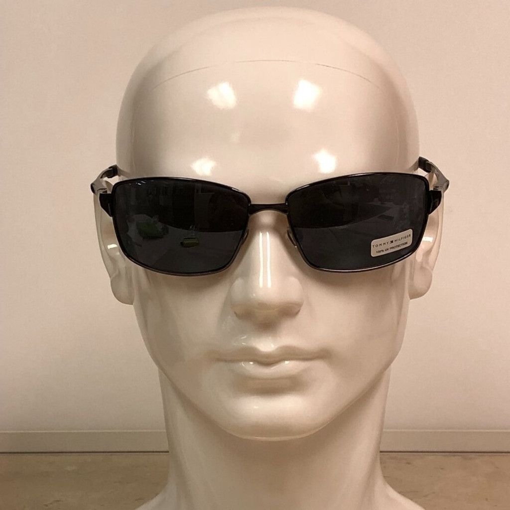 Tommy Hilfiger Tommy Hilfiger Black Rectangle Frame Sunglasses Size ONE SIZE - 1 Thumbnail