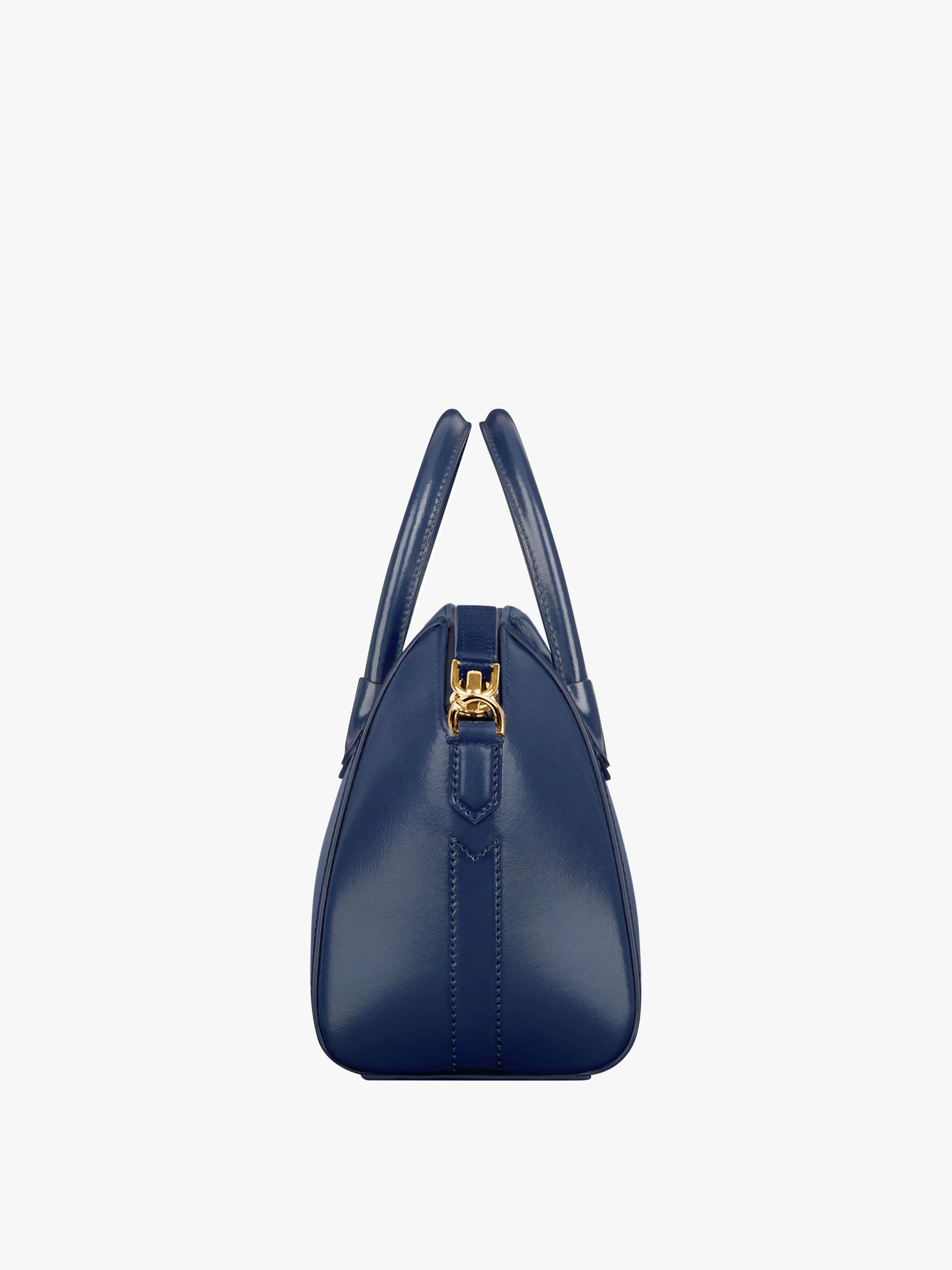 Givenchy o1srvl11e0825 Size: OS / Small Antigona Bag in Blue Size ONE SIZE - 3 Thumbnail