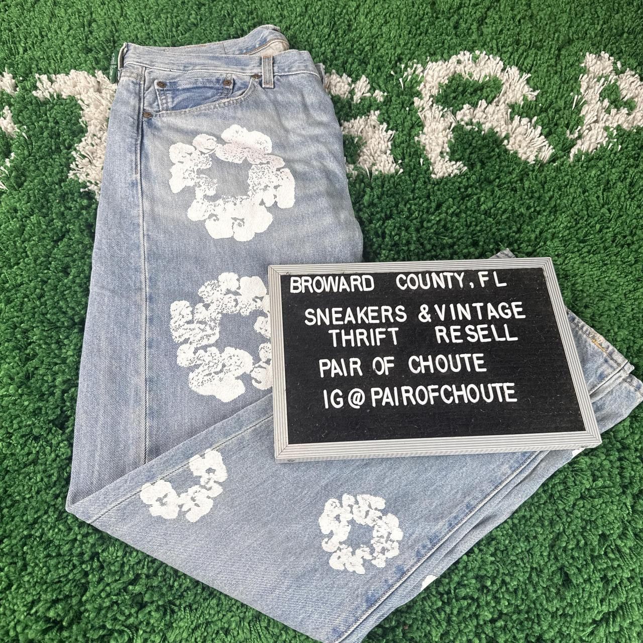 DENIM TEARS Denim Tears x Levi's Cotton Wreath Jean Size US 33 - 1 Thumbnail