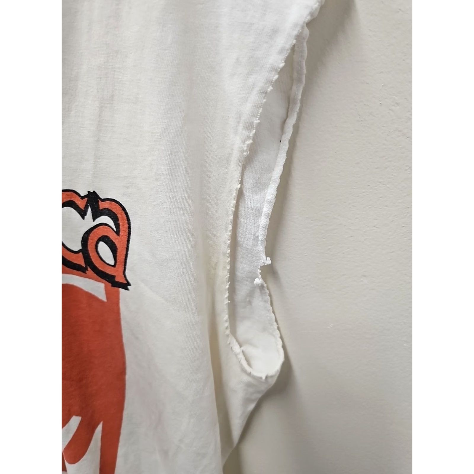 Gildan Metallica T-Shirt - MetClub 2003 - Club 'Em All - Large Mens Short Sleeve White Cotton Logo Thrashed Status: Distressed with Chopped Sleeves Size US L / EU 52-54 / 3 - 5 Thumbnail