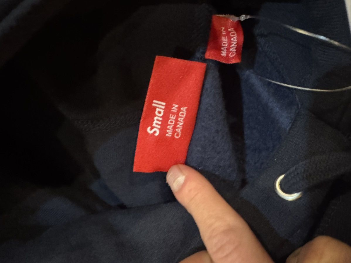 Supreme Supreme Swarovski Motion Logo Hoodie Navy (FW25) - Small Size US S / EU 44-46 / 1 - 10 Thumbnail