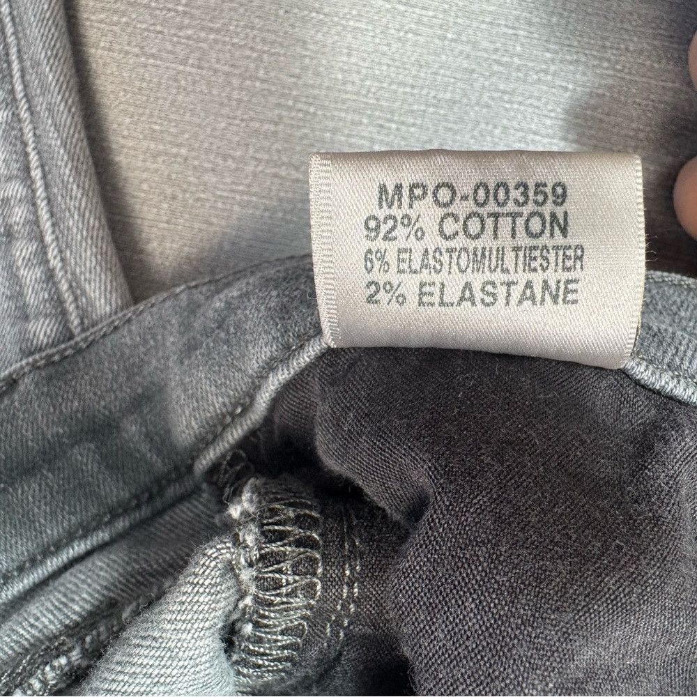 J Brand J Brand 835 Mid Rise Capri Jeans in Intent Size 23 Size 23" - 8 Thumbnail