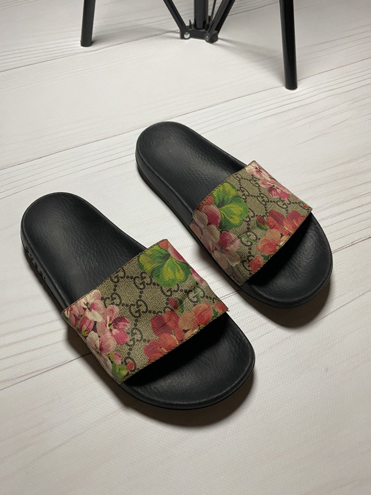 Gucci Gucci GG Blooms Supreme place floral logo slides Size US 8 / IT 38 - 2 Thumbnail
