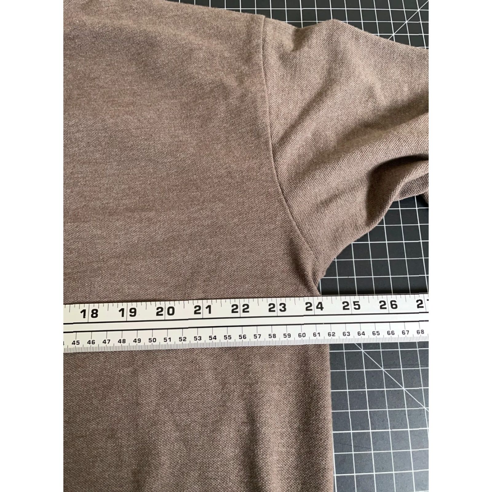 Urban Outfitters Urban Outfitters Standard Cloth Long Sleeve Polo Shirt Adult Medium Brown Mens Size US M / EU 48-50 / 2 - 5 Thumbnail
