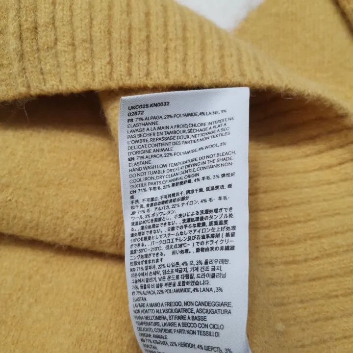 AMI AMIPARIS V-Neck Heart Cardigan Sweater -2507 Size US M / EU 48-50 / 2 - 5 Thumbnail
