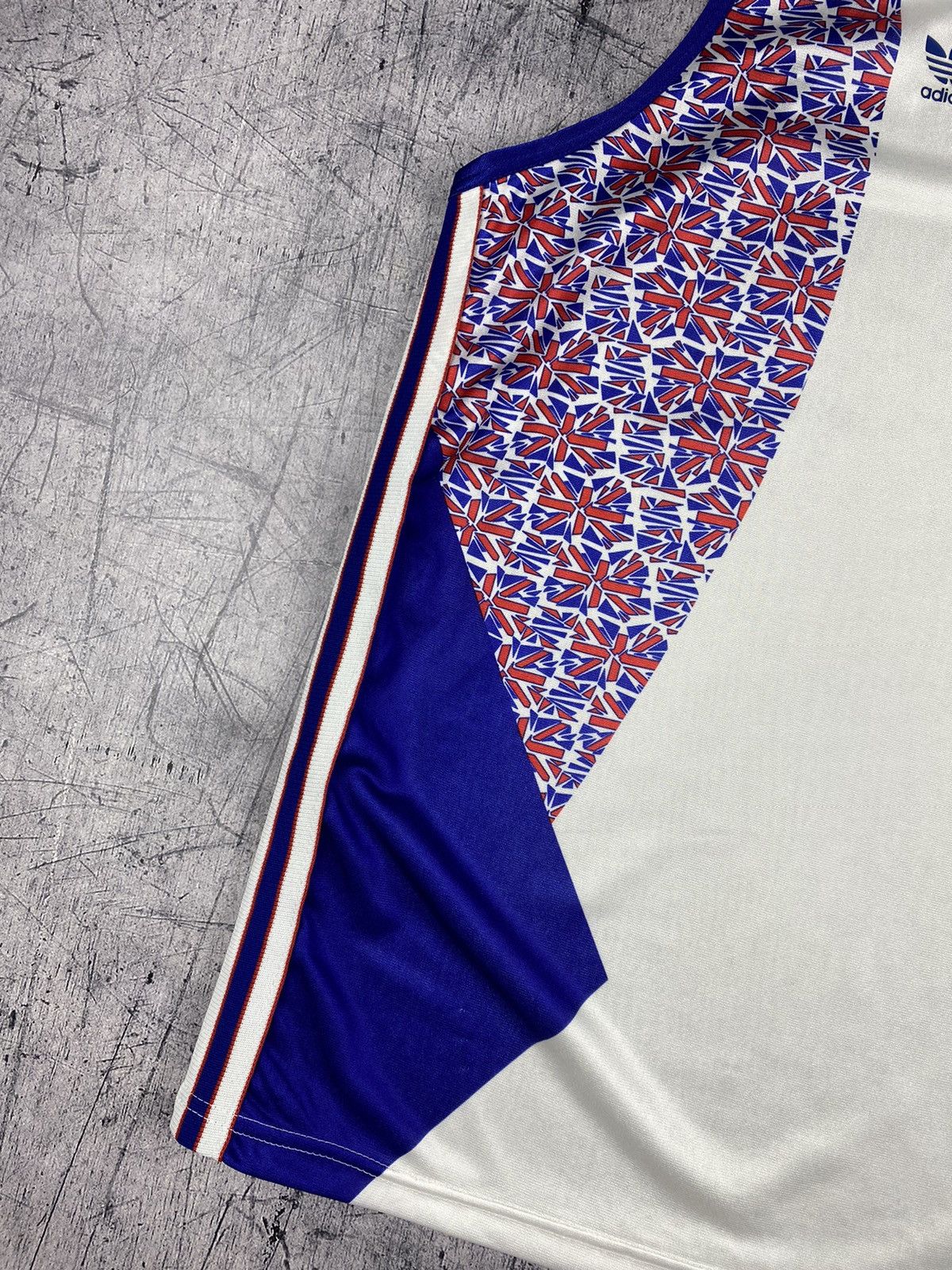 Adidas × Vintage Vintage Adidas 1992 Barcelona Games Running Shirt 90s GB Size US L / EU 52-54 / 3 - 6 Thumbnail