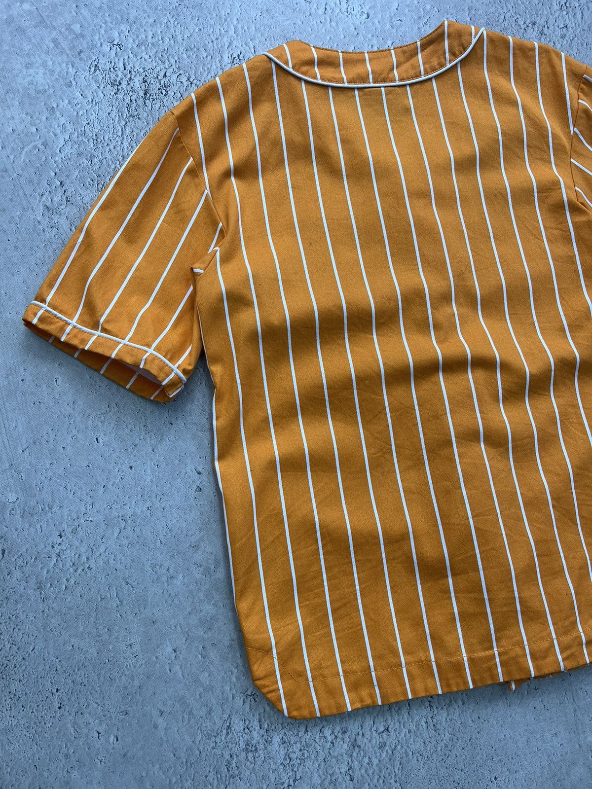 Fubu × Vintage Vintage Fubu Jersey Shirt 90s Rap Tee Hip Hop Size US M / EU 48-50 / 2 - 8 Thumbnail