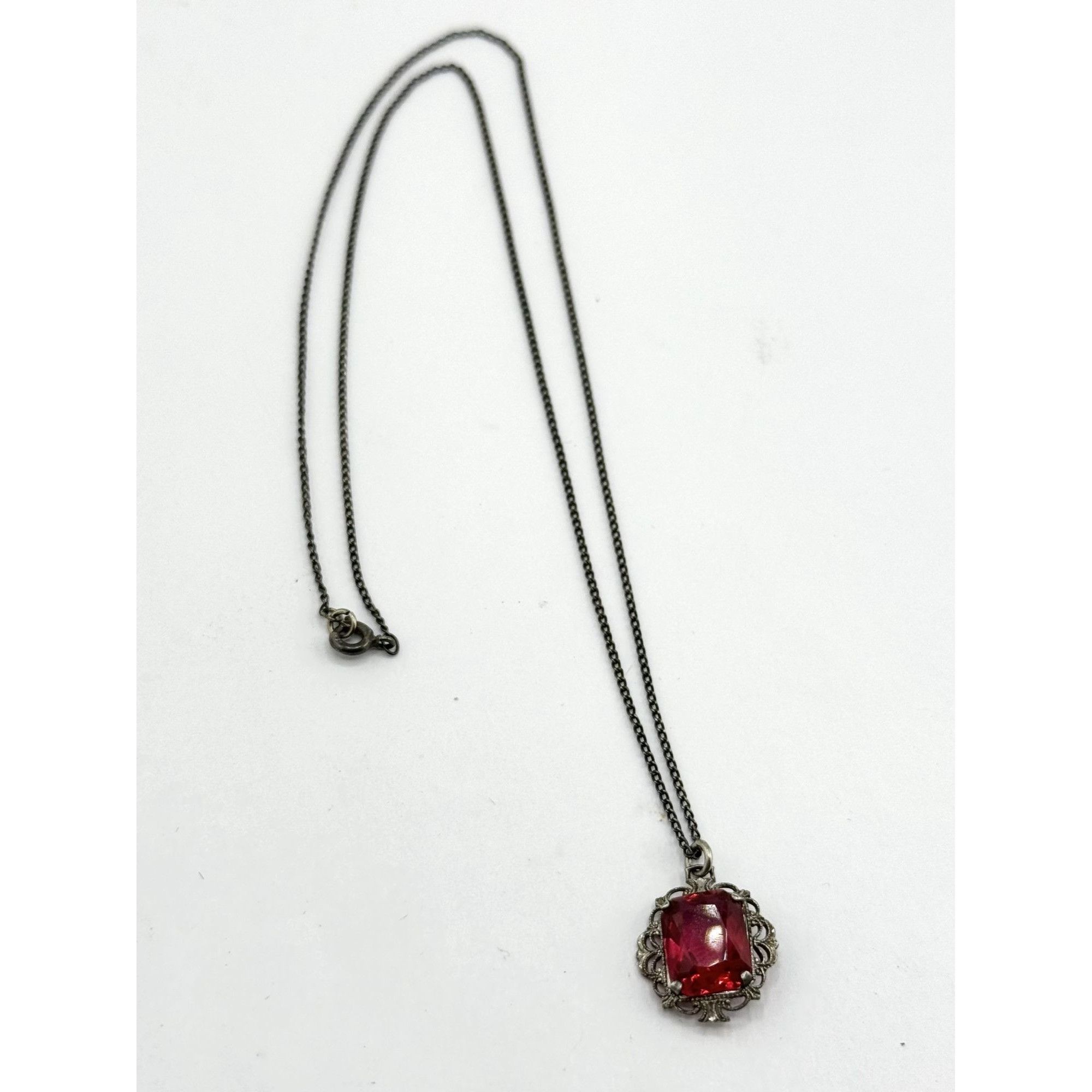 Vintage Estate art deco pink glass charm pendant necklace Size ONE SIZE - 4 Thumbnail