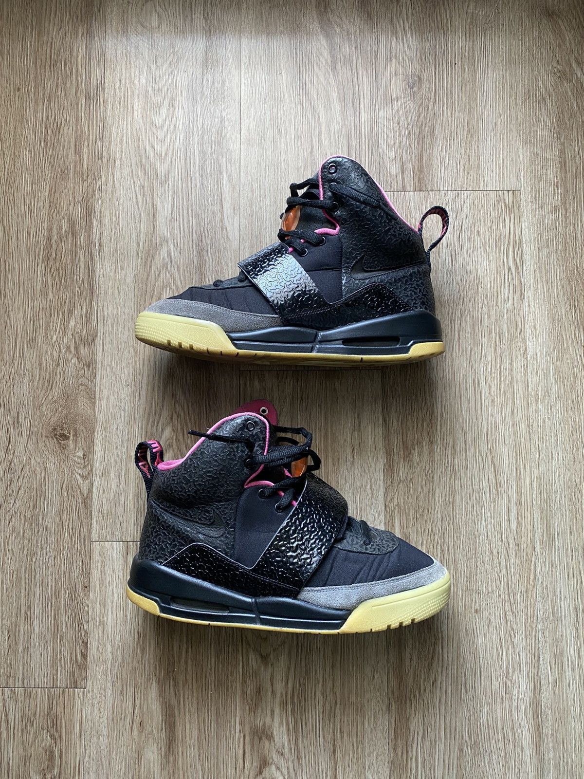 Kanye West × Nike × Streetwear NIKE AIR YEEZY 1 BLINK 2009 SIZE 10 