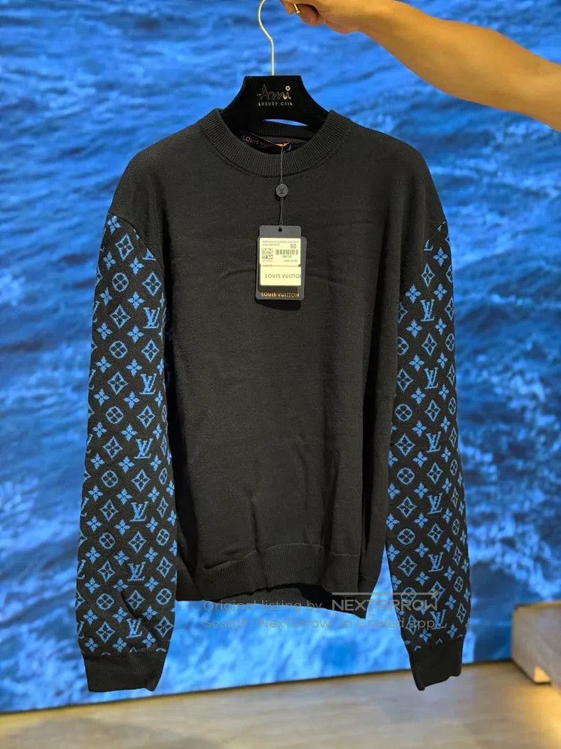 Louis Vuitton Louis Vuitton Long Sleeve Sweater with Full Print on Cuff Size US S / EU 44-46 / 1 - 1 Thumbnail
