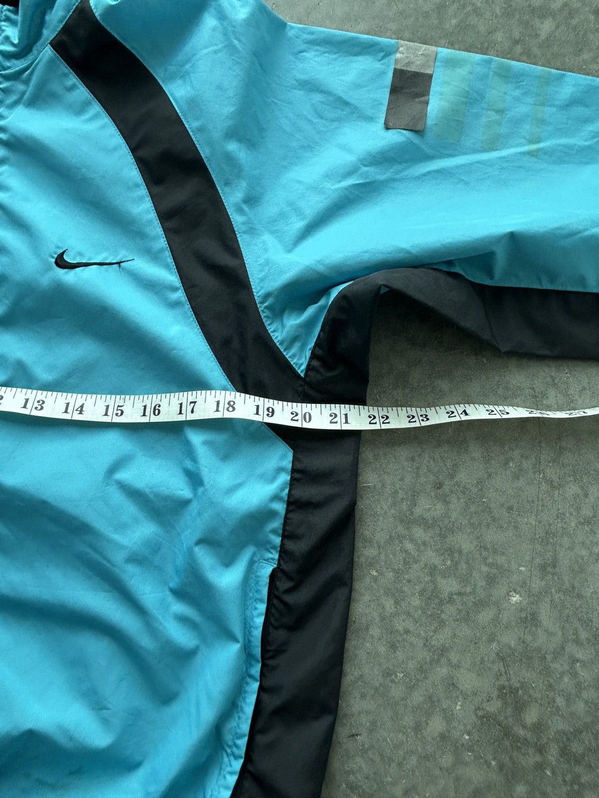 Nike Vintage 90s Baby Blue Nike Windbreaker Jacket Size US M / EU 48-50 / 2 - 10 Thumbnail