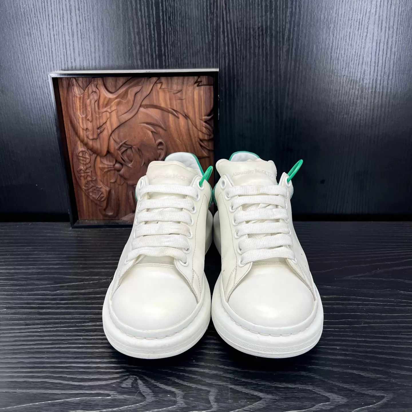 Alexander McQueen Alexander McQueen Suede Green Heel Tab 39 Size US 8.5 / IT 38.5 - 7 Thumbnail