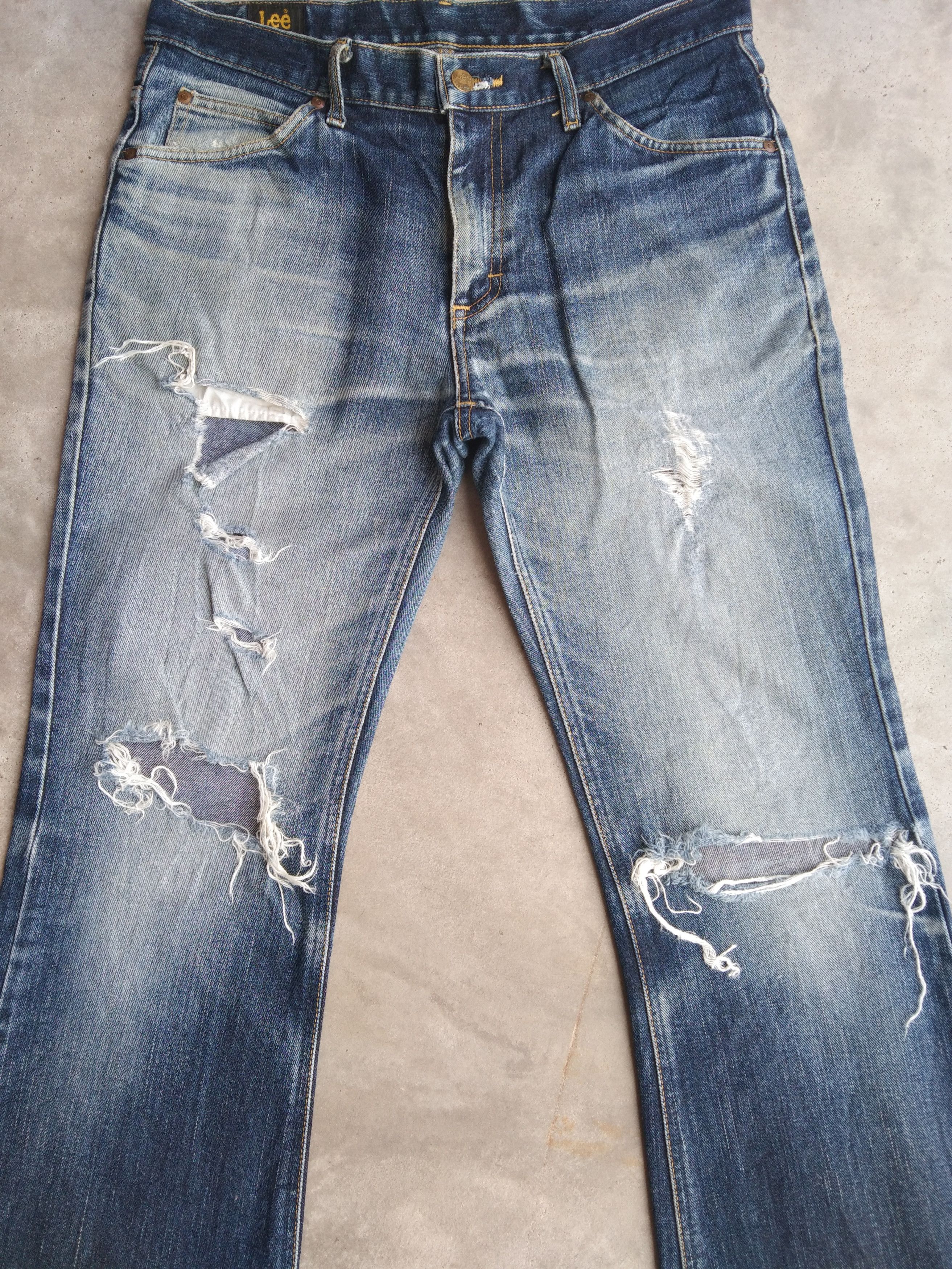 Vintage Vintage Lee Riders Flared Distressed Jeans 32x31 Size US 32 / EU 48 - 6 Thumbnail