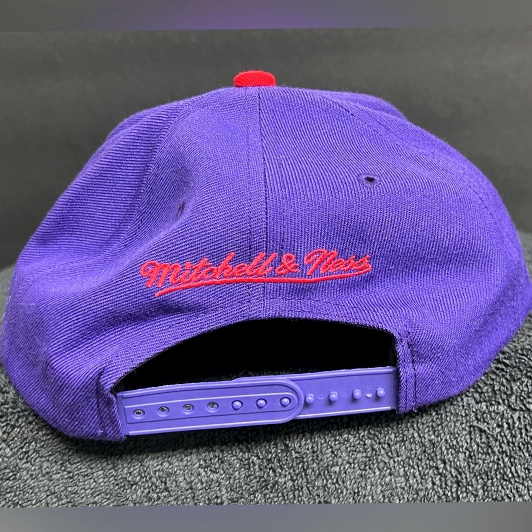 Mitchell & Ness Mitchell & Ness Purple NBA Toronto Raptors HWC Core Snapback OSFA Mens Size ONE SIZE - 7 Thumbnail